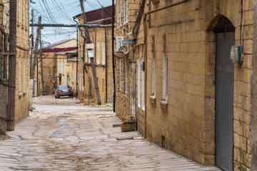 Побывать в древнем Дербенте