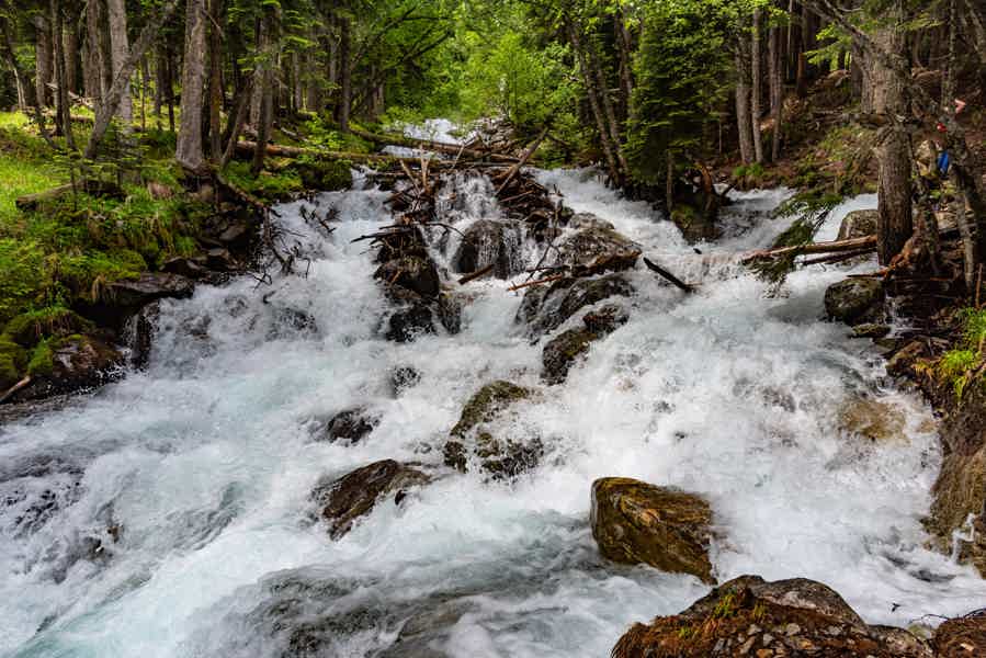 Прогулка к Белому водопаду: несложный треккинг в горах - фото 5
