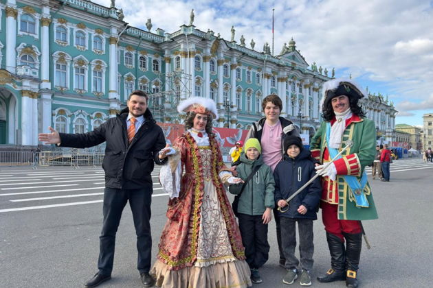 Фото к экскурсии Фотоохота: «Секреты Невского проспекта»