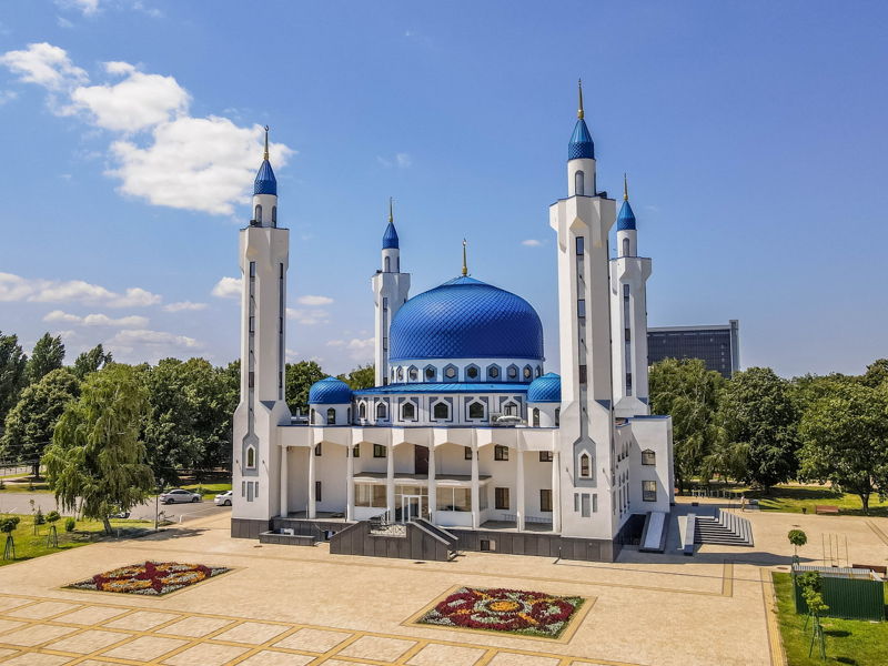 Вся Адыгея: Майкоп, плато Лаго-Наки, Азишская пещера и многое другое - экскурсия в Краснодар, Россия