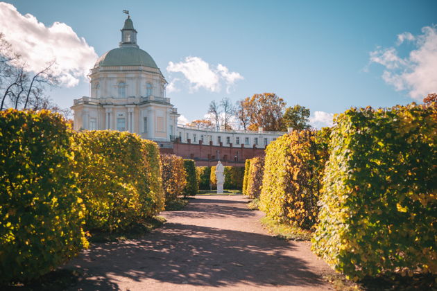 Виды Ораниенбаум: Меншиковский дворец и павильон Катальной горки