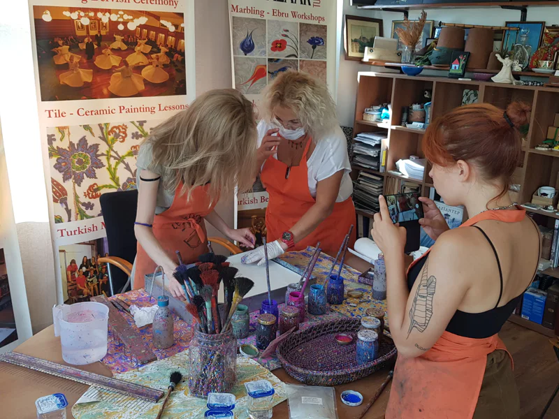 Turkish Marbling Ebru Lessons Workshops In Istanbul — photo 7, Istanbul | Pokataem