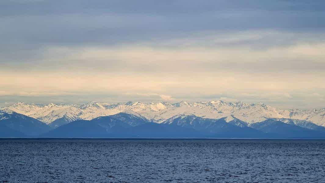 День у «славного моря» — Байкал в поселке Листвянка - фото 5