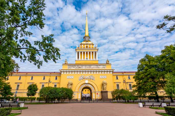 Обзорная по Петербургу и Петропавловская крепость с личным гидом