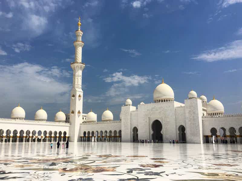 Феррари парк + Мечеть шейха Зайда - фото 3