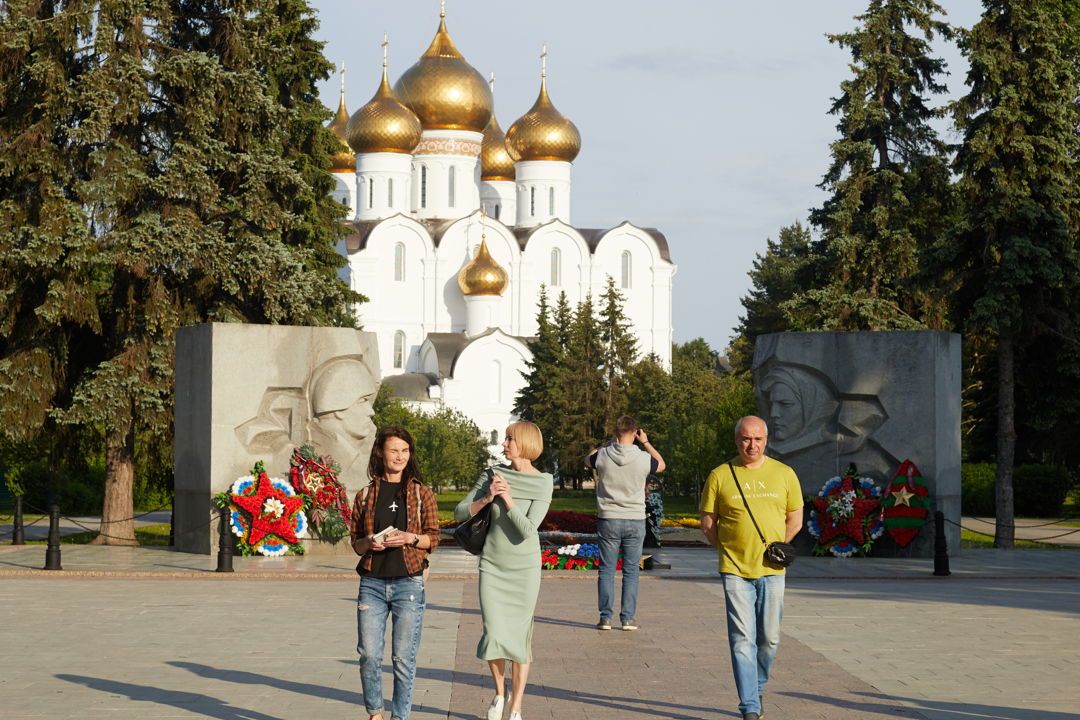 Авто-пешеходная экскурсия в мини-группе «1000-рублёвый Ярославль» — фото 3