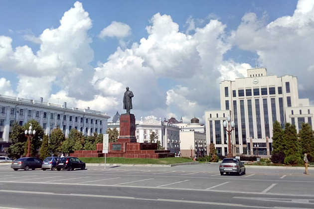 Респектабельный центр Казани: Площадь Свободы и Красная слобода