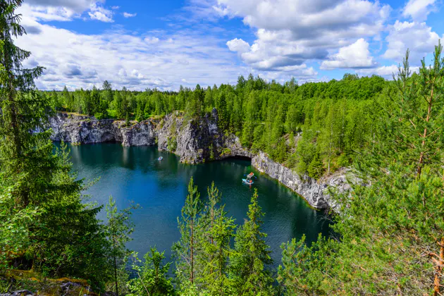 В мини-группе по Карелии: Рускеала, Мраморный каньон и водопады