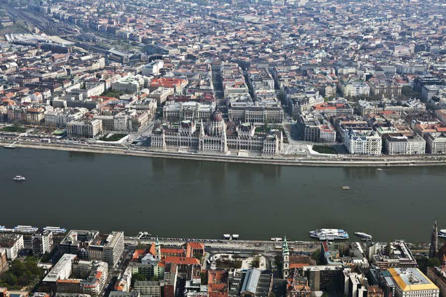 Прогулочный полет на самолете над Будапештом - фото 7