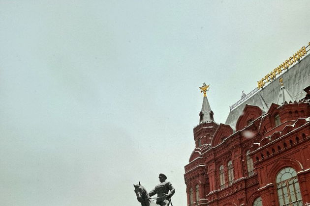 Столица начинается здесь - прогулка по Александровскому саду