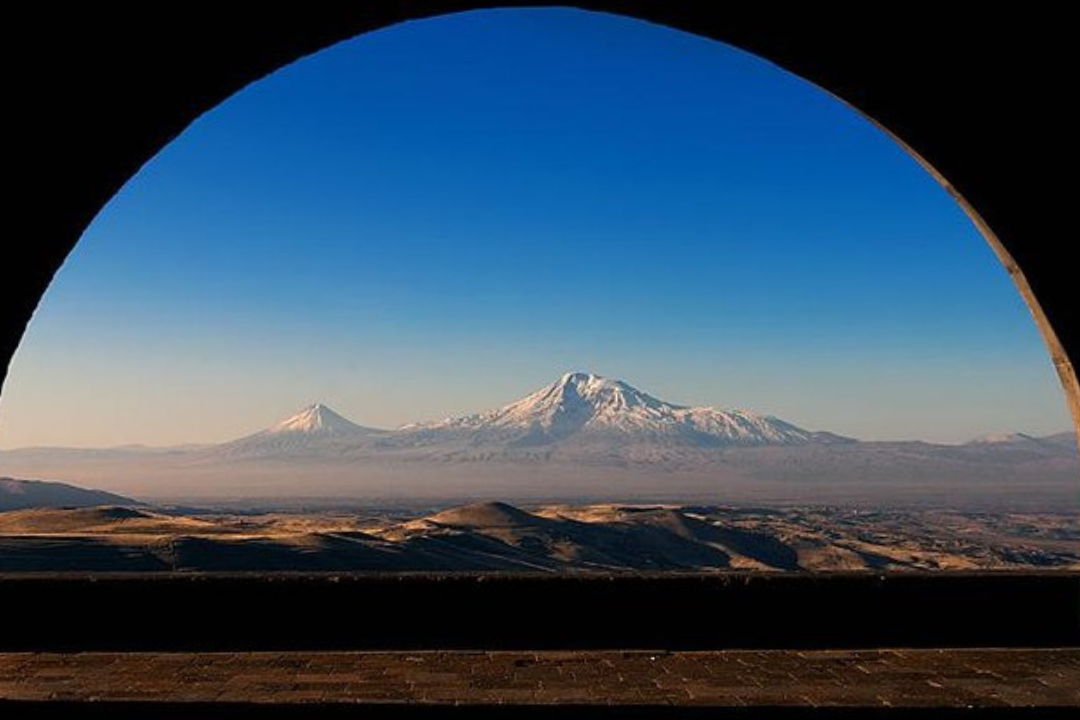 Хор Вирап, Гарни, Гегард, Симфония камней и Арка Чаренца + Лаваш — фото 7
