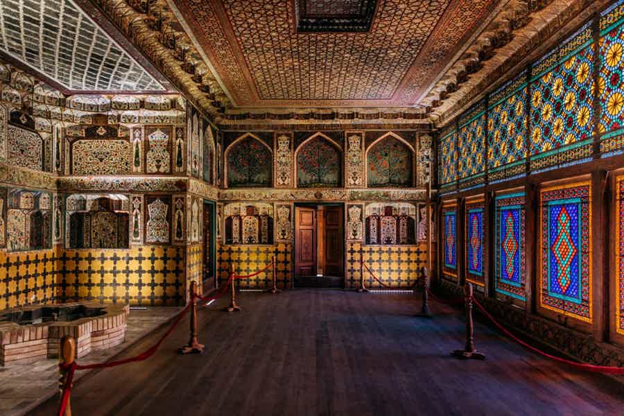 Шеки и деревня Киш: дворец ханов и древний храм за 1 день - фото 2