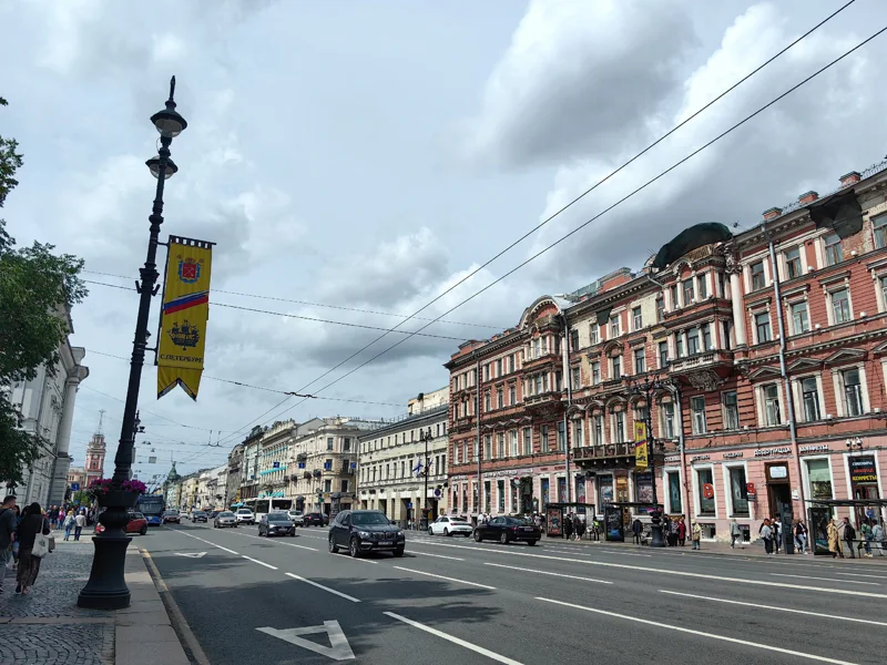 Пешеходная обзорная экскурсия по центру Петербурга — фото 3, Санкт-Петербург | Покатаем
