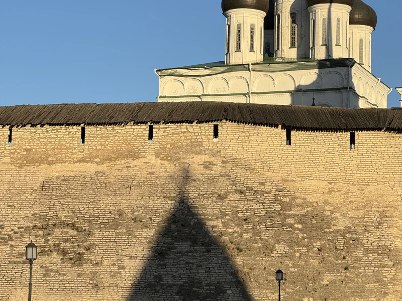 Пешеходная экскурсия по Пскову «От Ольги до Петра» — фото 4, Псков | Покатаем