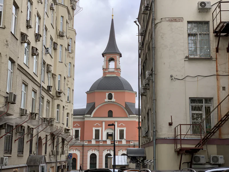 По Новой Басманной: десять историй о гостях и угощениях — фото 5, Москва | Покатаем