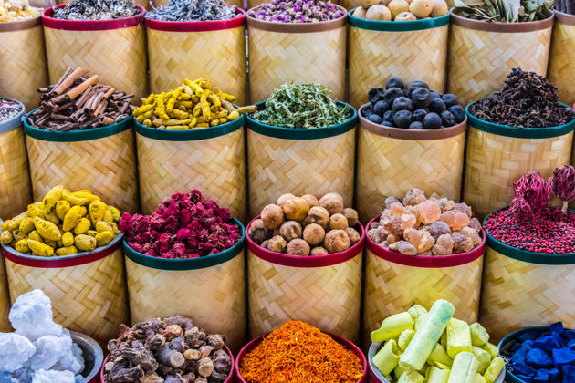 Виды Старый Дубай: набережная, уличная еда и колоритные рынки (на английском)