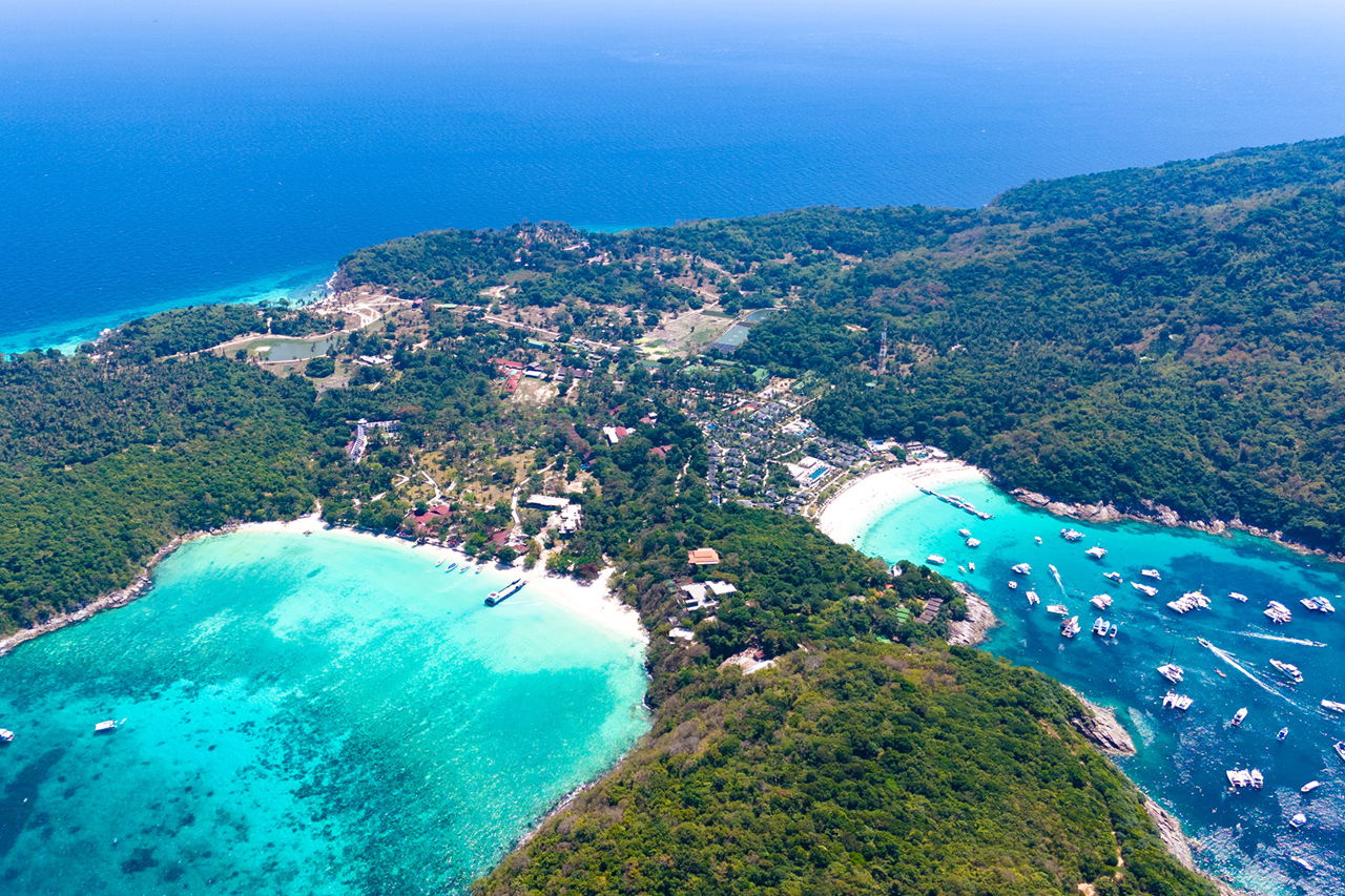 Два острова — одна мечта: Рача & Coral Island