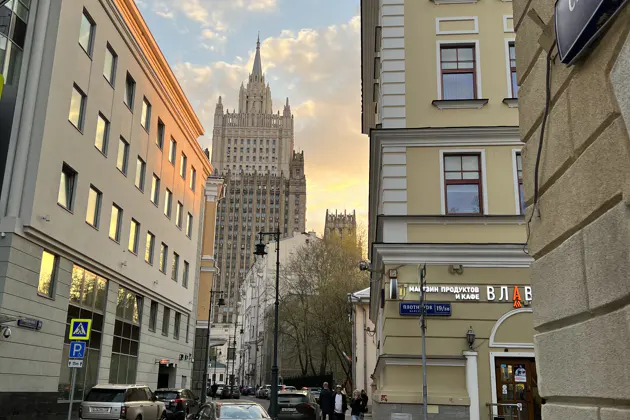 Сталинские высотки. Гостиница «Украина» с посещением — фото 3