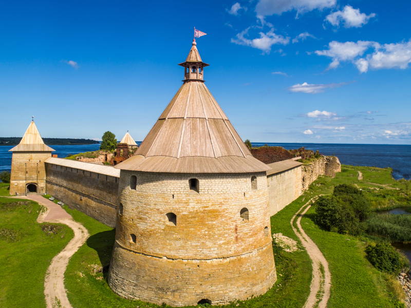 Экскурсия в крепость Орешек на «Метеоре» из Петербурга